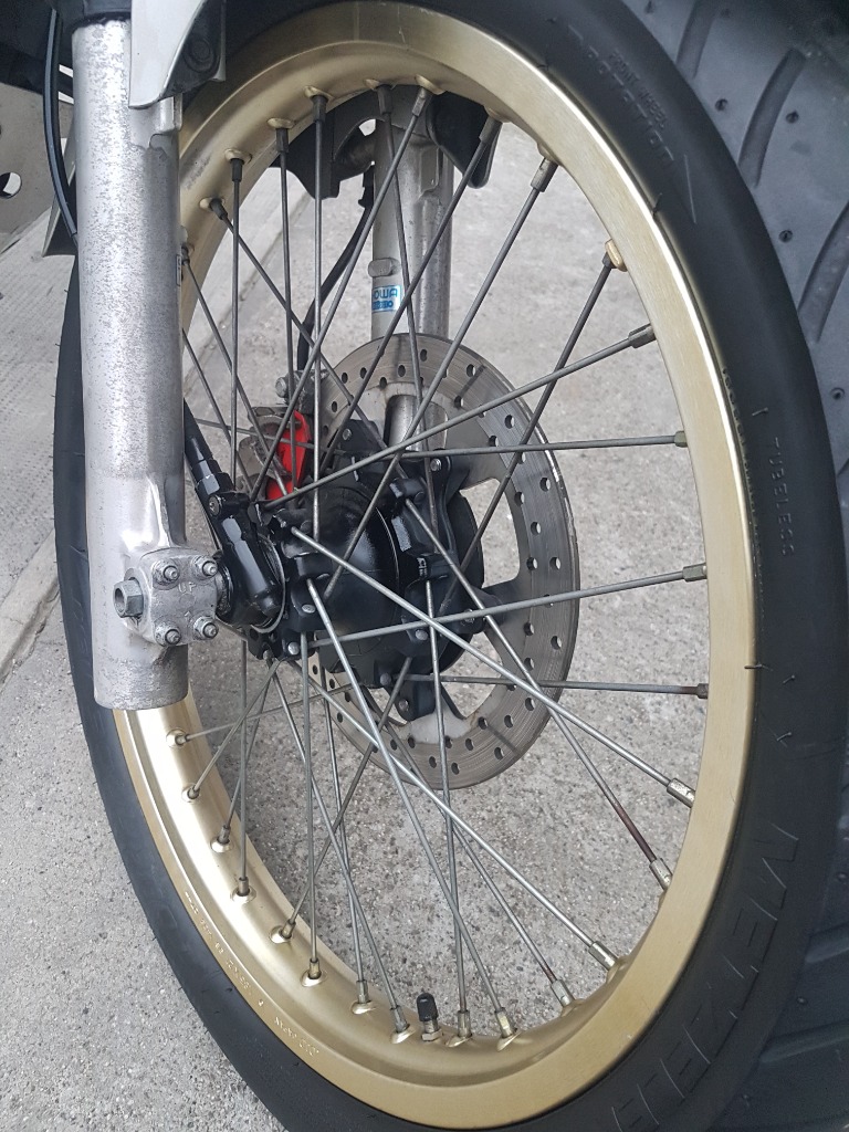 Cerchio oro anteriore Honda Transalp XL600V gomma Continental