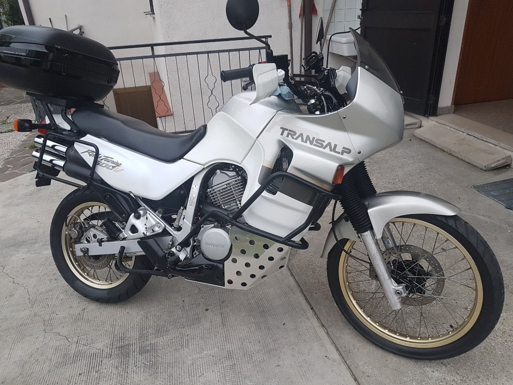 Honda Transalp XL 600V PD06 1992 colori originali Trieste